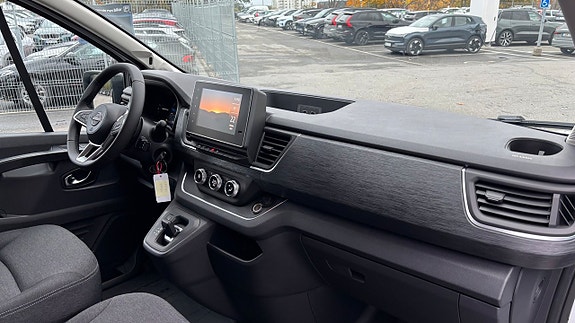 Nissan Primastar 10 of 19