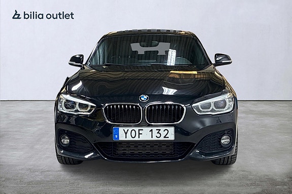 BMW 120d 3 of 26