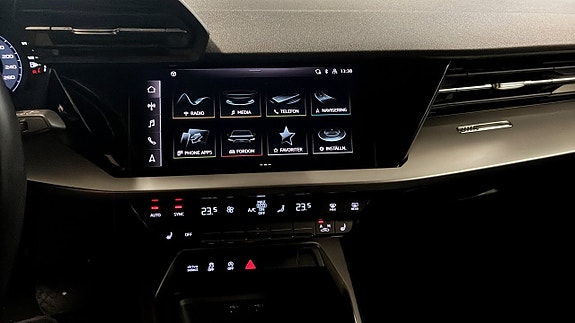 Audi A3 9 of 12