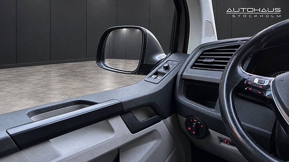Volkswagen Transporter 23 of 23