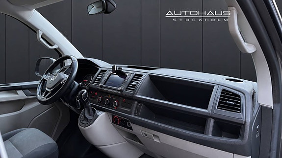 Volkswagen Transporter 12 of 23