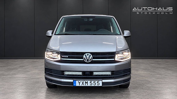 Volkswagen Transporter 2 of 23