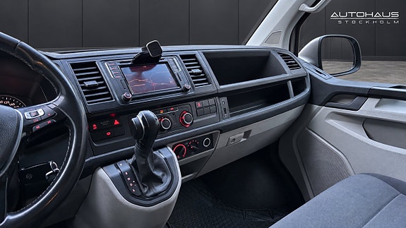 Volkswagen Transporter 15 of 23