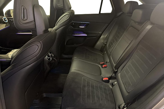 Mercedes-Benz GLC 200 17 of 24