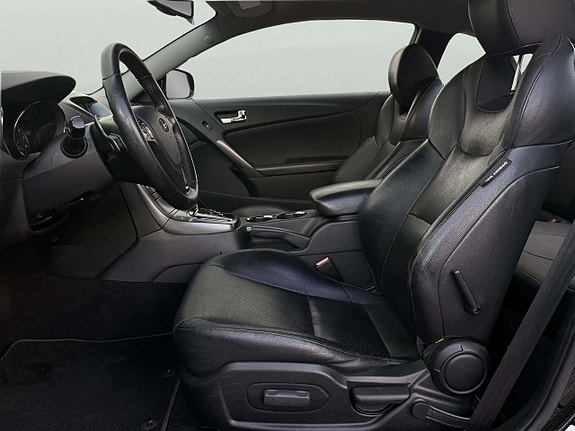 Hyundai Genesis Coupé 3.8 V6 – 303 ch – Propulsion – BVA – Cuir – 114 600 km