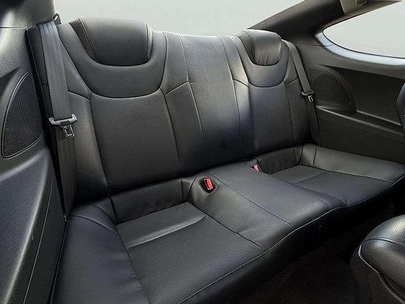 Hyundai Genesis Coupé 3.8 V6 – 303 ch – Propulsion – BVA – Cuir – 114 600 km