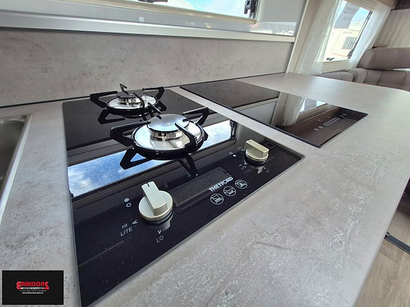 KABE ROYAL 630 TDL KS *2300kg totalvikt *Långbädd 8 of 10