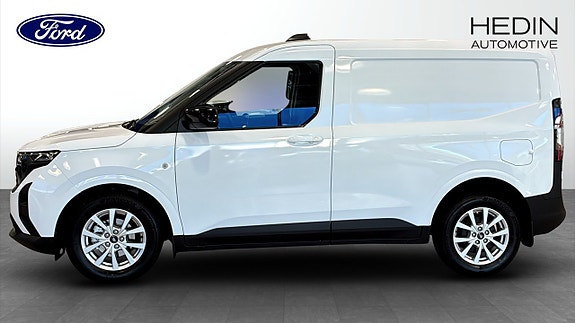 Ford Transit Courier 6 of 12