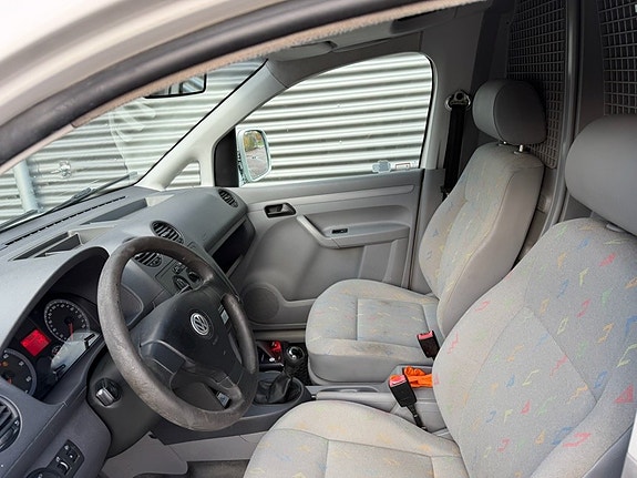 Volkswagen Caddy 4 of 4