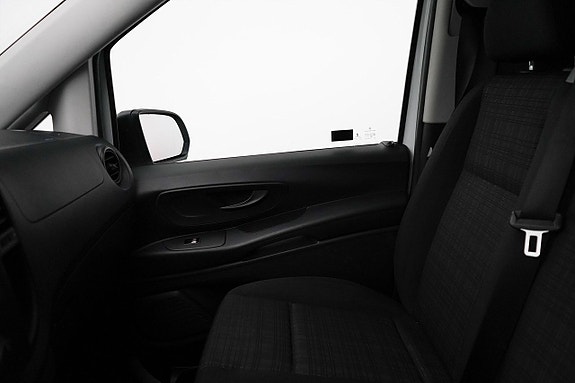 Mercedes-Benz Vito 111 13 of 21
