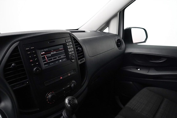 Mercedes-Benz Vito 111 9 of 21