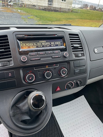 Volkswagen Transporter 7 of 9