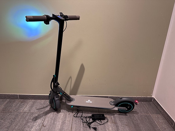 Product image 1 of 8