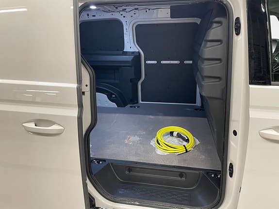 Volkswagen ID. Buzz 13 of 15
