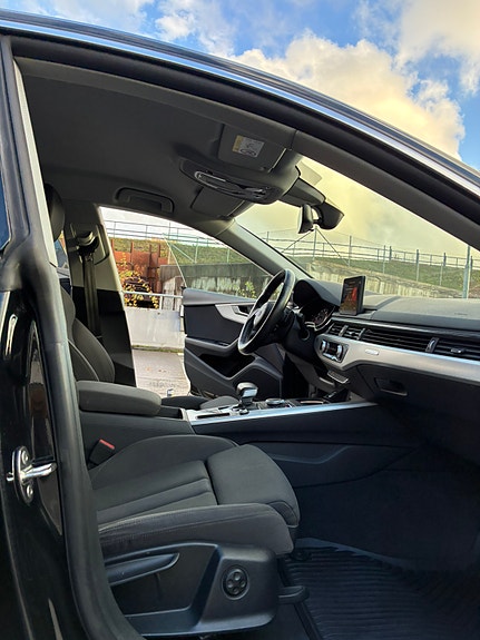 Audi A5 7 of 16