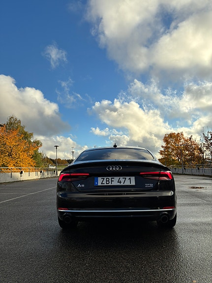 Audi A5 4 of 16
