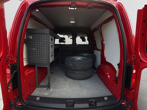Volkswagen Caddy 26 of 30