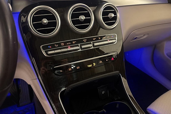 Mercedes-Benz GLC 200 13 of 25