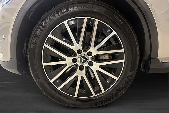 Mercedes-Benz GLC 200 6 of 25