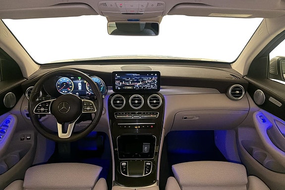 Mercedes-Benz GLC 200 9 of 25