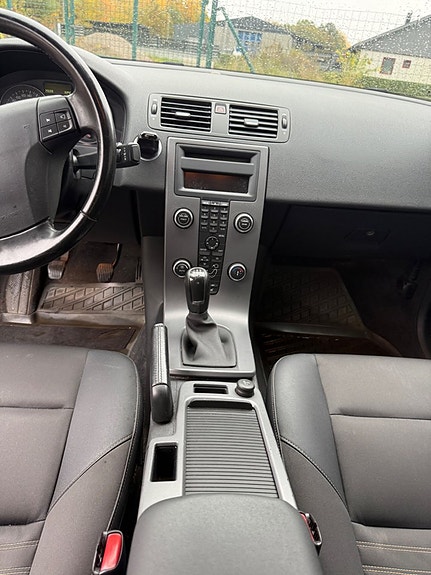 Volvo S40 8 of 8