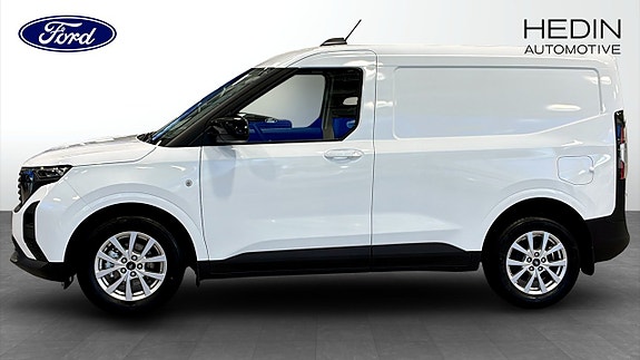 Ford Transit Courier 6 of 12