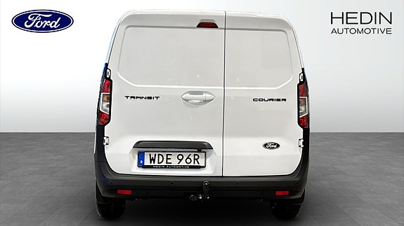 Ford Transit Courier 7 of 12