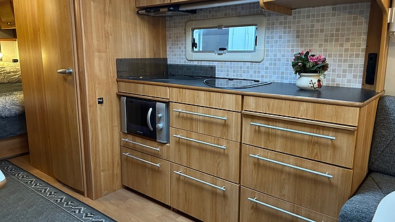 Polar 680 DBD BK 9 of 20