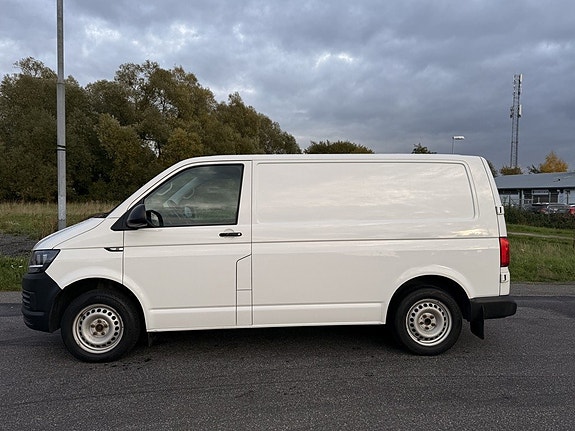 Volkswagen Transporter 3 of 13
