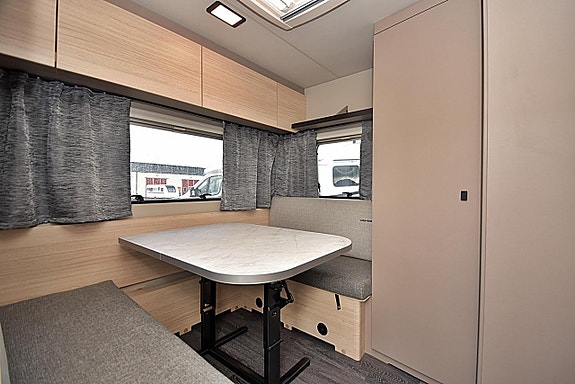 Weinsberg 470 EU CaraLife, Långbäddar 5 of 26