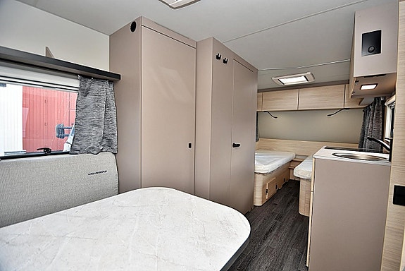 Weinsberg 470 EU CaraLife, Långbäddar 7 of 26