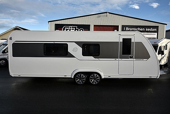 Knaus 660 PXB Nordwind, Queenbed 3 of 27