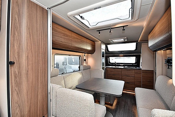 Knaus 660 PXB Nordwind, Queenbed 14 of 27