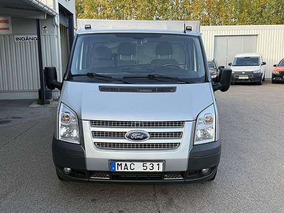 Ford Transit 2 of 7