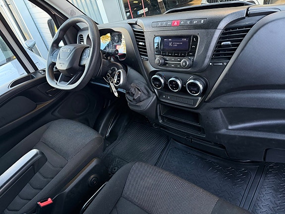Iveco Daily 9 of 15