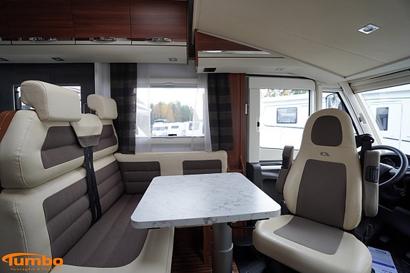Adria SONIC I 700 Hydrauliska stödben 6 of 18