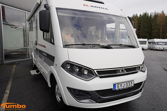 Adria SONIC I 700 Hydrauliska stödben