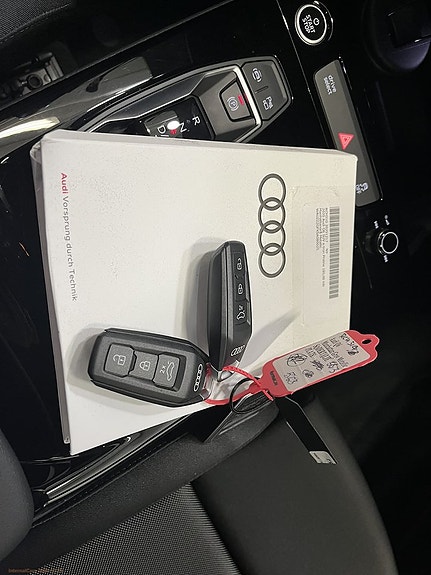 Audi Q6 e-tron 9 of 14