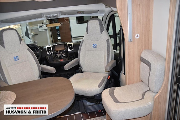 Knaus Sky Wave 650 MEG 60 Years Celebration 6 of 15