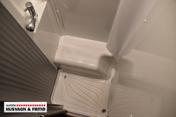 Knaus Sky Wave 650 MEG 60 Years Celebration 12 of 15