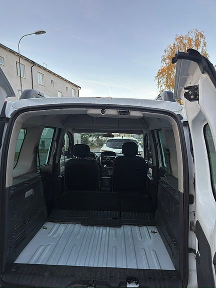 Renault Kangoo Express 9 of 9
