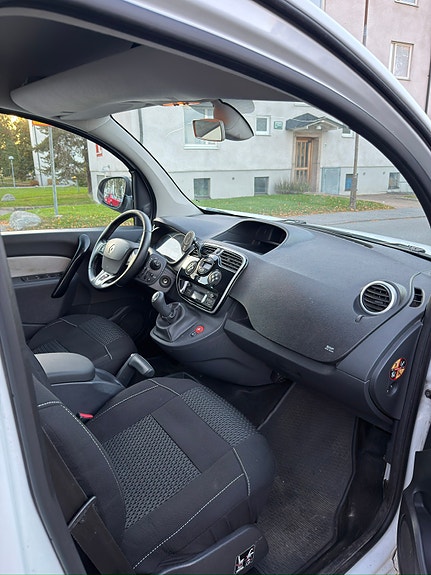 Renault Kangoo Express 8 of 9
