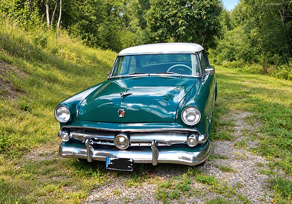 Ford V8 4 of 11