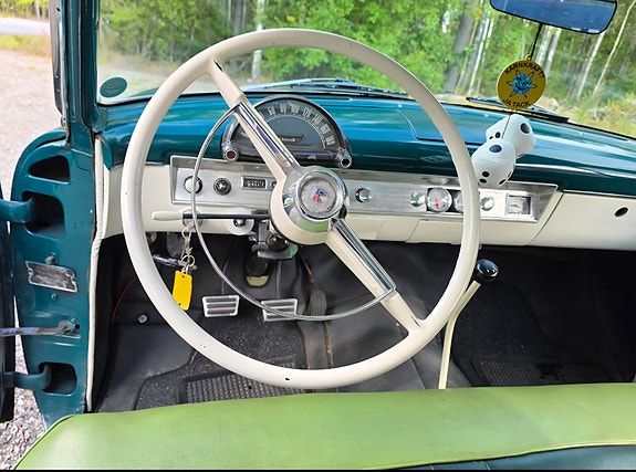 Ford V8 10 of 11
