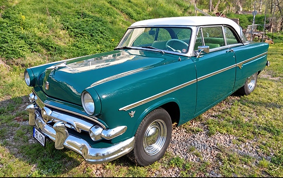 Ford V8 2 of 11