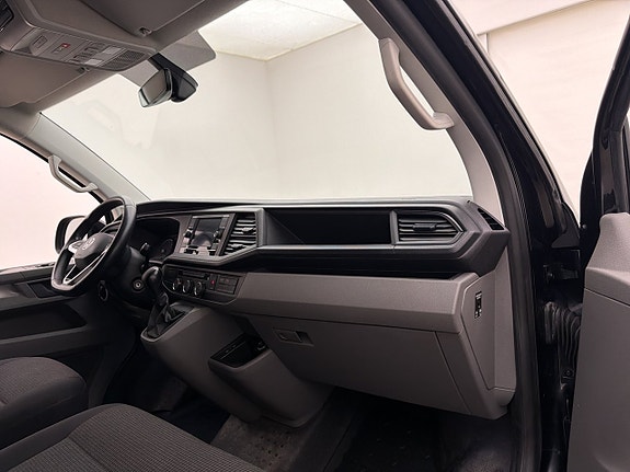 Volkswagen Transporter 28 of 30