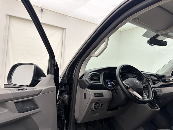 Volkswagen Transporter 14 of 30