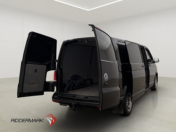 Volkswagen Transporter 10 of 30