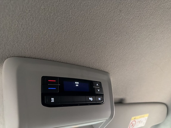 Volkswagen Transporter 30 of 30