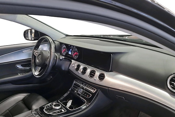 Mercedes-Benz E 220 d 9 of 11